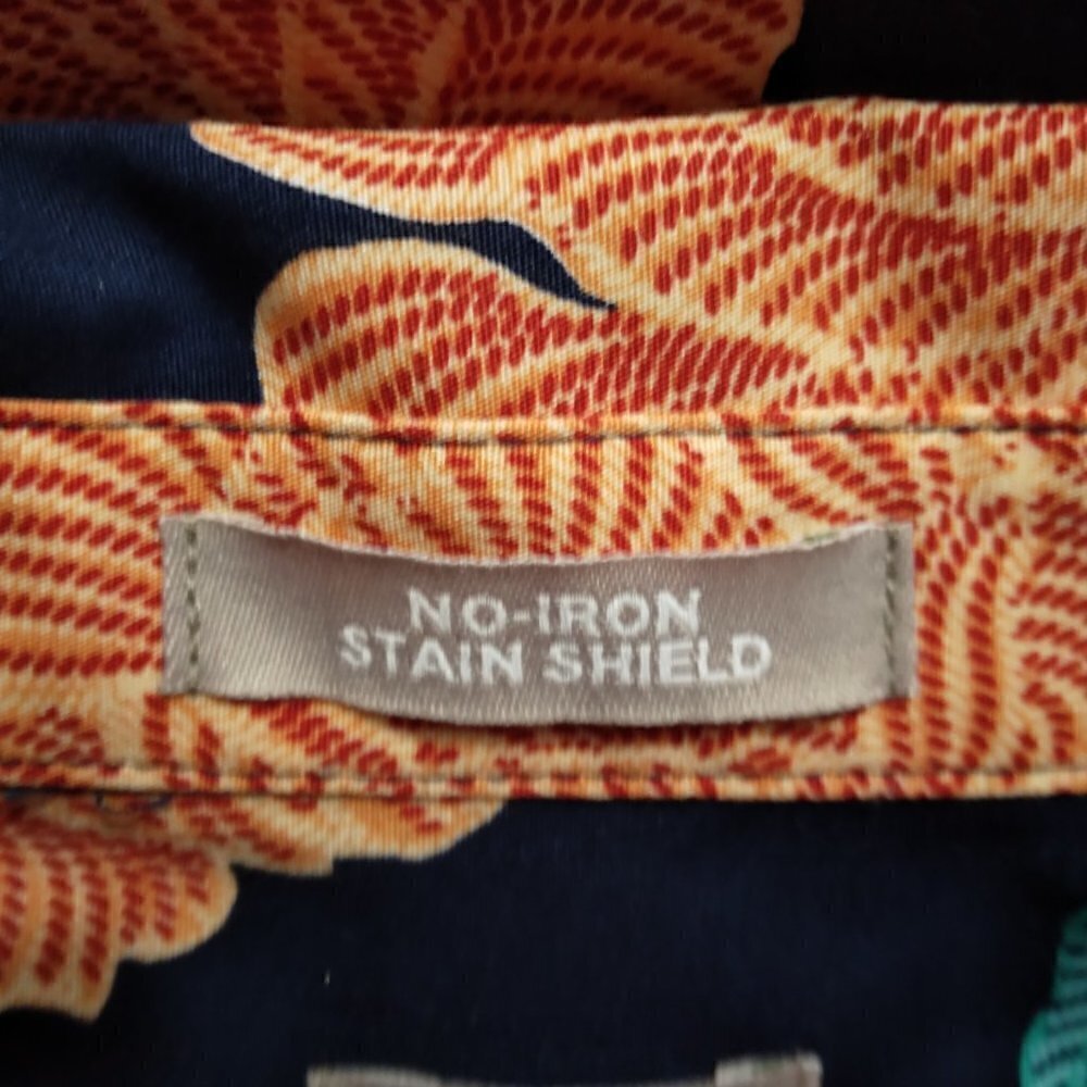 Chico's | Navy Floral Stain Shield No Iron Shirt | Size XL - Picture 7 of 9